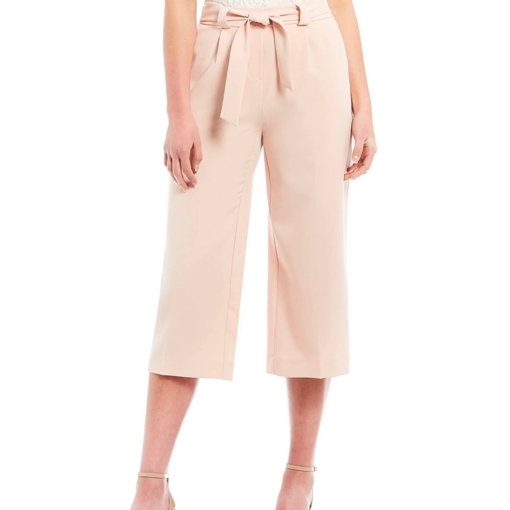 TAKARA capris